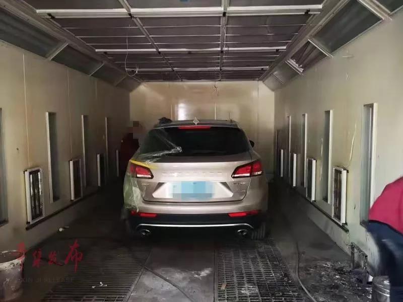 噴漆房廢氣收集處理設(shè)施未開(kāi)啟，拘留并罰款！